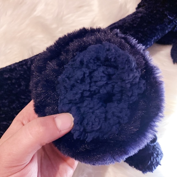 Jane and Bleecker Cable Knit Fuzzy Slipper Socks NWOT - Picture 4 of 7